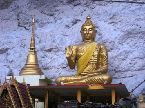 golden-statue